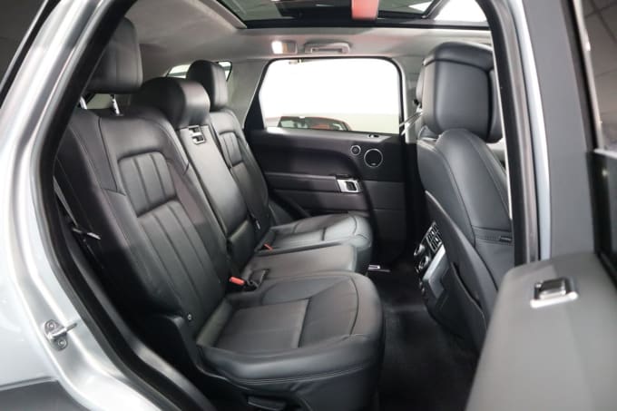 2025 Land Rover Range Rover Sport