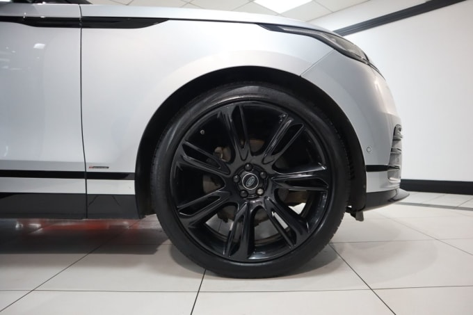 2025 Land Rover Range Rover Velar