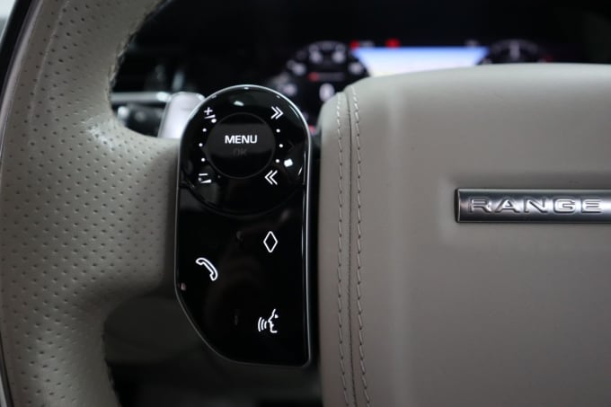 2025 Land Rover Range Rover Velar