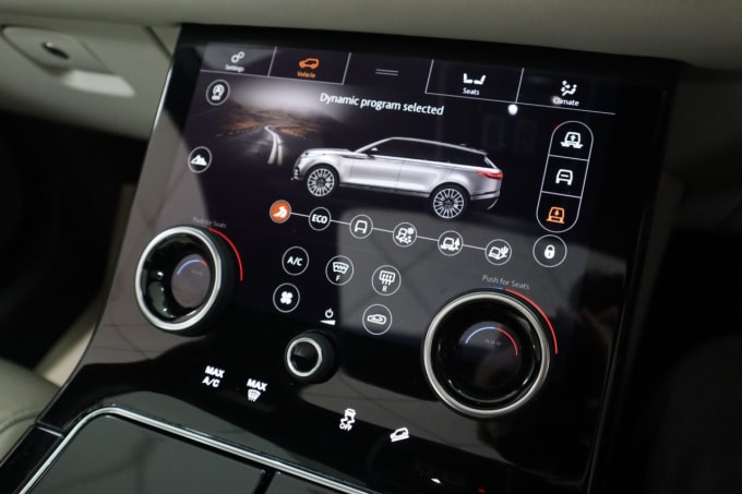 2025 Land Rover Range Rover Velar