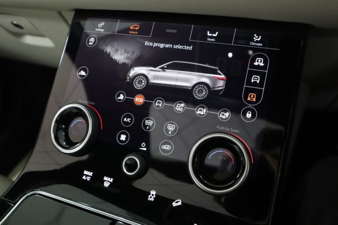 2025 Land Rover Range Rover Velar