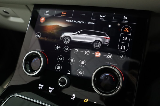 2025 Land Rover Range Rover Velar