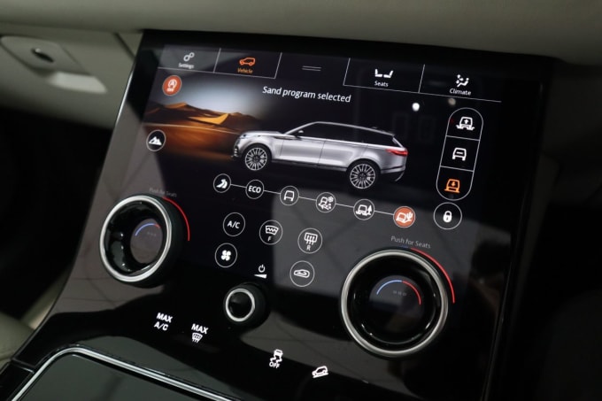 2025 Land Rover Range Rover Velar