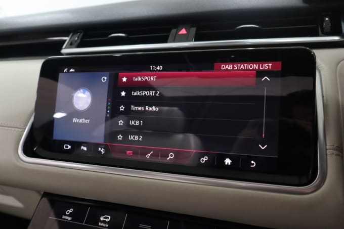 2025 Land Rover Range Rover Velar