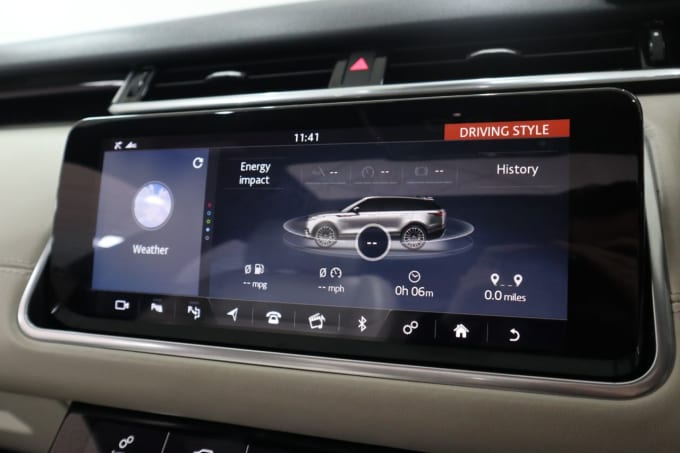 2025 Land Rover Range Rover Velar