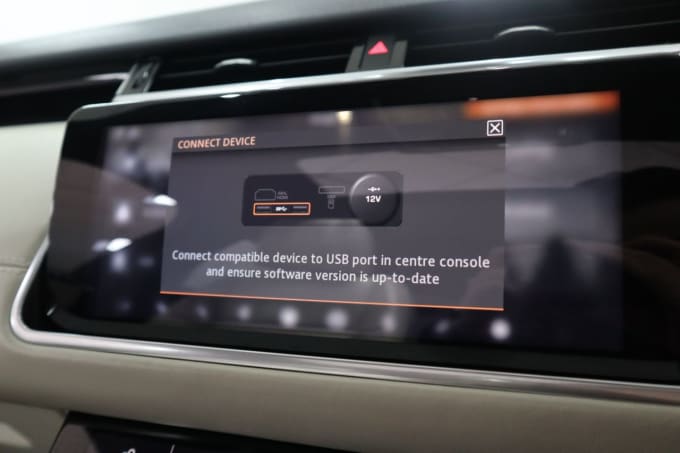 2025 Land Rover Range Rover Velar