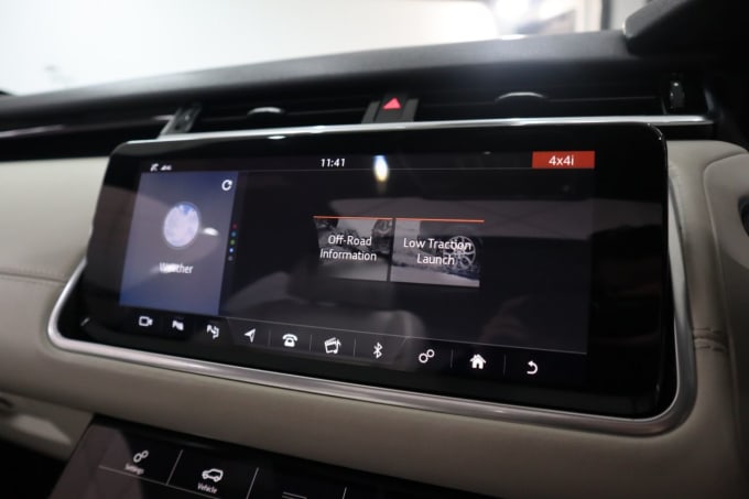 2025 Land Rover Range Rover Velar