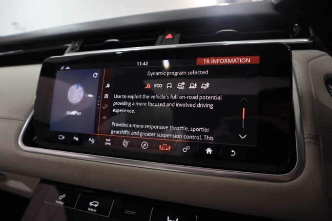 2025 Land Rover Range Rover Velar