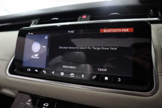 2025 Land Rover Range Rover Velar
