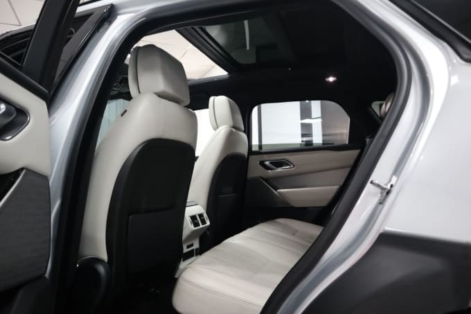 2025 Land Rover Range Rover Velar