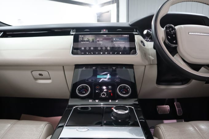 2025 Land Rover Range Rover Velar