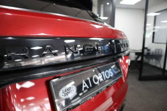 2025 Land Rover Range Rover Velar