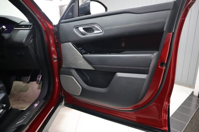 2025 Land Rover Range Rover Velar
