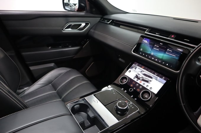2025 Land Rover Range Rover Velar