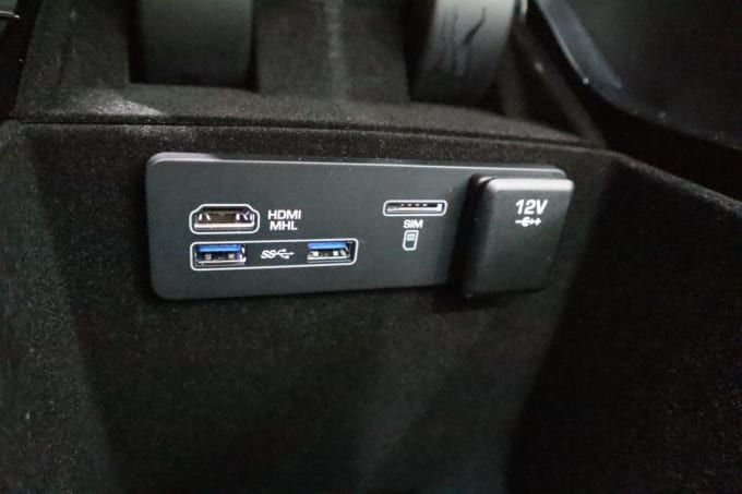2025 Land Rover Range Rover Velar