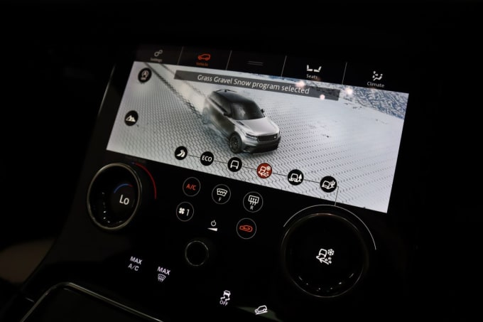 2025 Land Rover Range Rover Velar