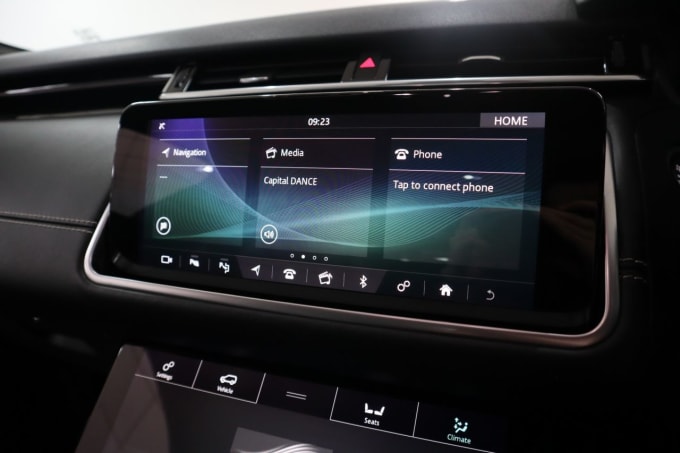 2025 Land Rover Range Rover Velar