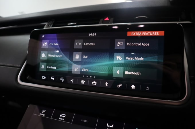 2025 Land Rover Range Rover Velar