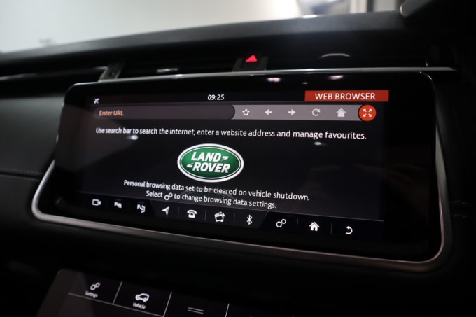 2025 Land Rover Range Rover Velar