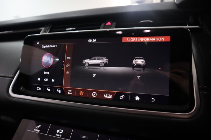 2025 Land Rover Range Rover Velar