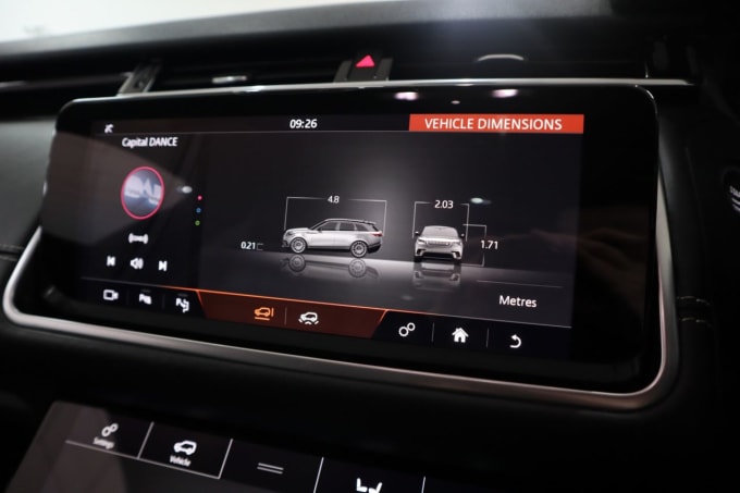 2025 Land Rover Range Rover Velar
