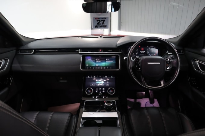 2025 Land Rover Range Rover Velar