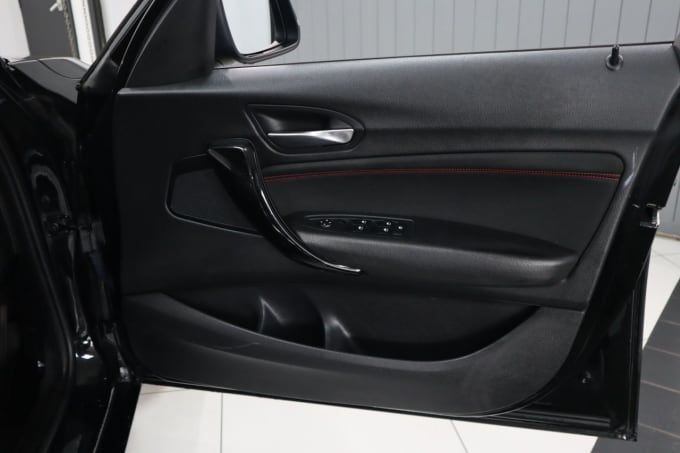 2025 BMW 1 Series