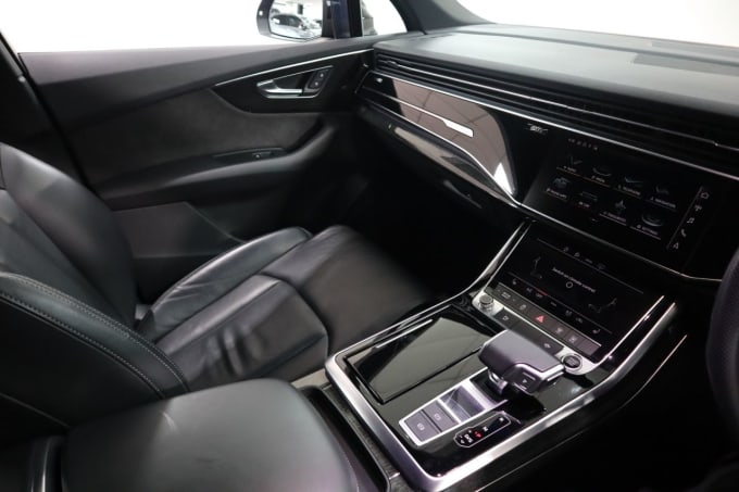 2025 Audi Q7