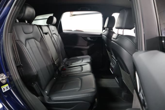 2025 Audi Q7