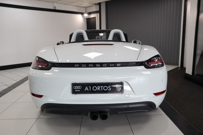 2025 Porsche 718 Boxster
