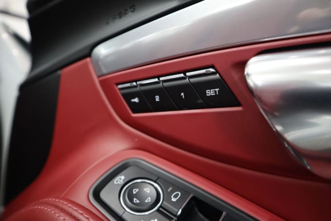 2025 Porsche 718 Boxster