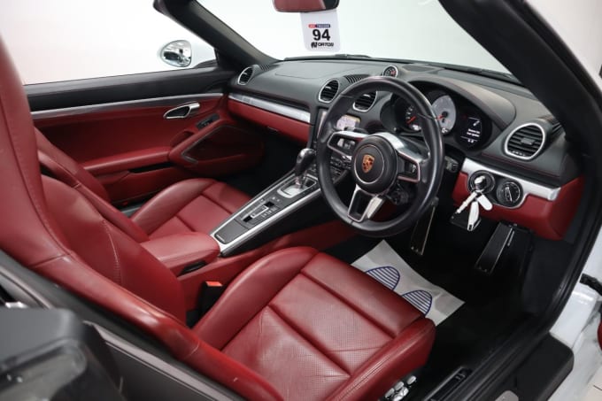 2025 Porsche 718 Boxster