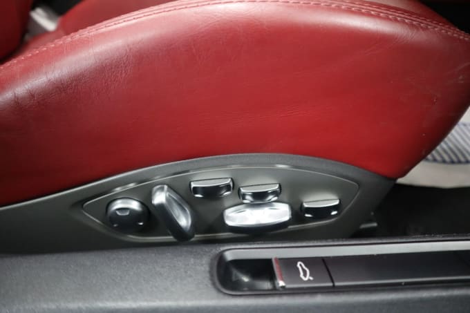 2025 Porsche 718 Boxster