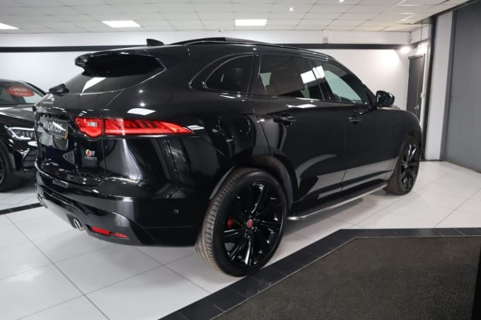 2025 Jaguar F-pace