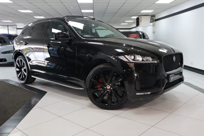 2025 Jaguar F-pace