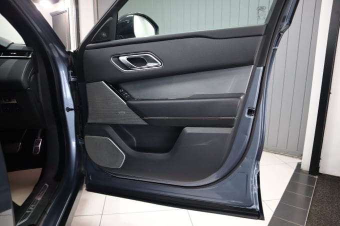 2025 Land Rover Range Rover Velar