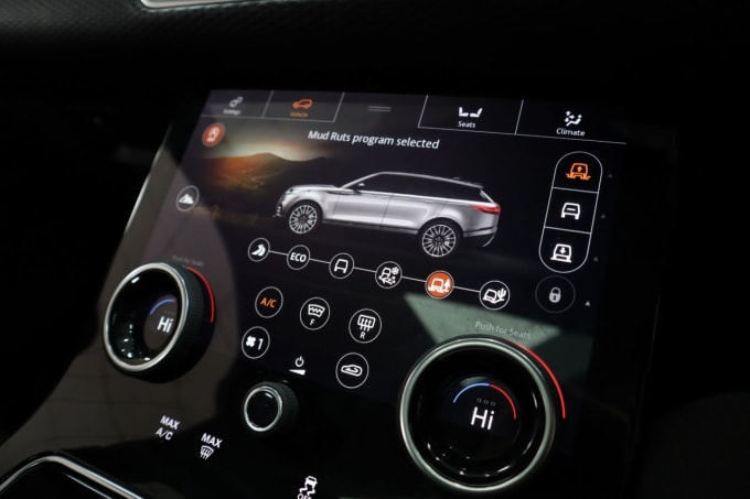 2025 Land Rover Range Rover Velar