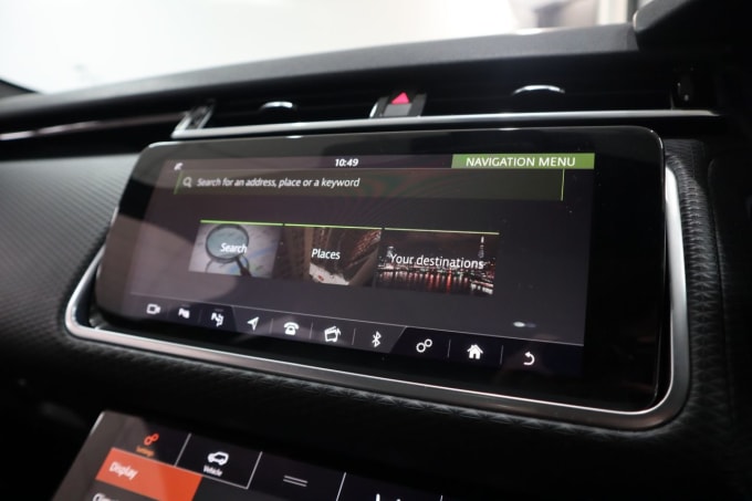 2025 Land Rover Range Rover Velar