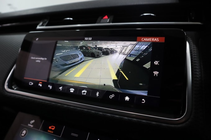 2025 Land Rover Range Rover Velar