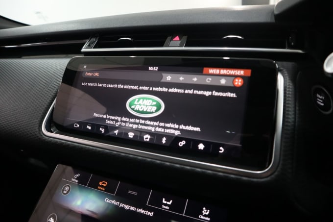 2025 Land Rover Range Rover Velar