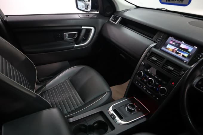 2025 Land Rover Discovery Sport