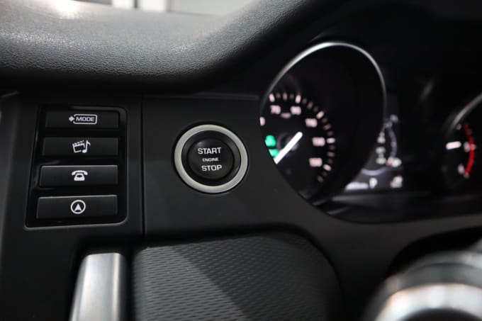 2025 Land Rover Discovery Sport