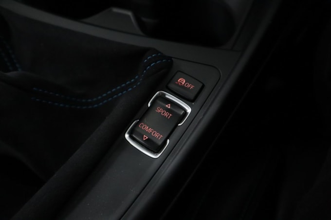 2025 BMW M2