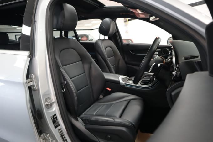 2025 Mercedes-benz Glc Class