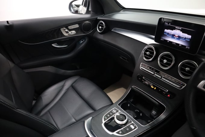 2025 Mercedes-benz Glc Class