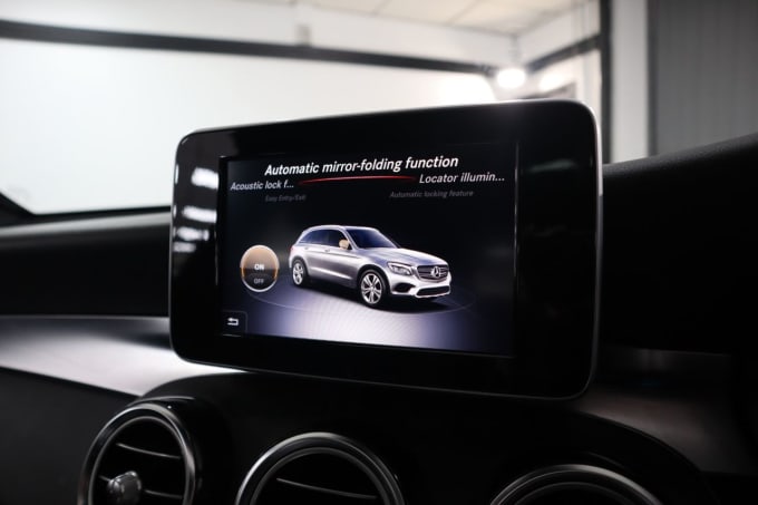 2025 Mercedes-benz Glc Class