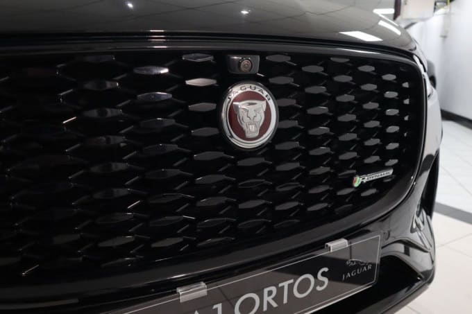 2025 Jaguar F-pace