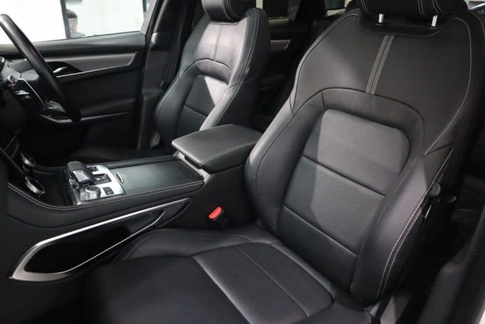2025 Jaguar F-pace
