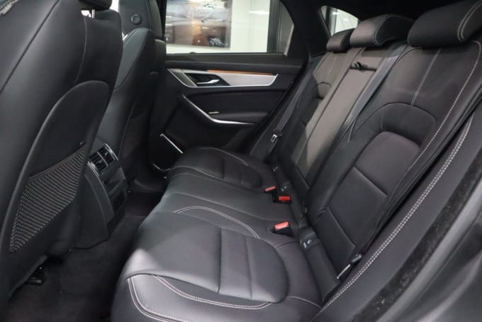 2025 Jaguar F-pace