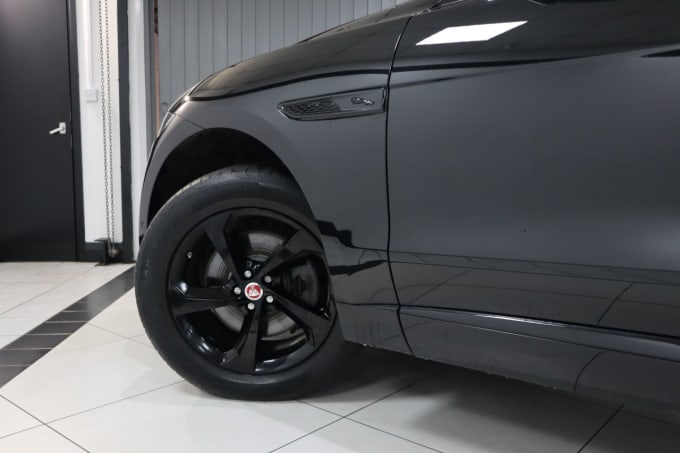 2025 Jaguar F-pace